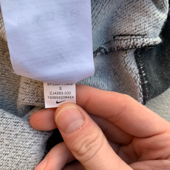 Nike Dri-Fit Zip-Up Hoodie (S) - Picture 9 of 9